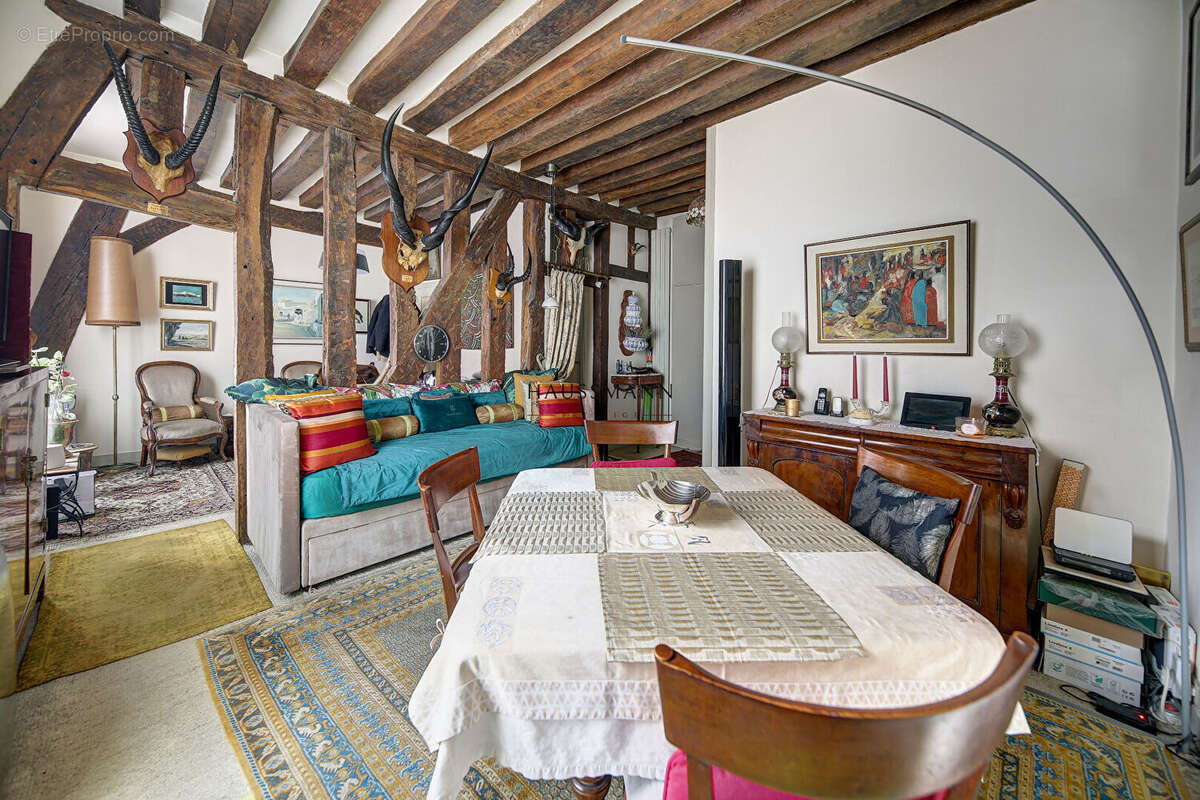 Appartement à PARIS-6E