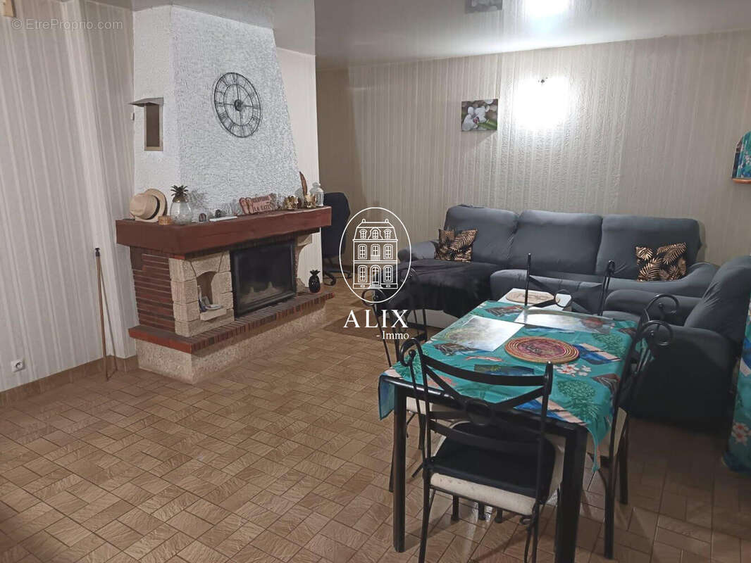 Maison à FONTENAY-SUR-LOING