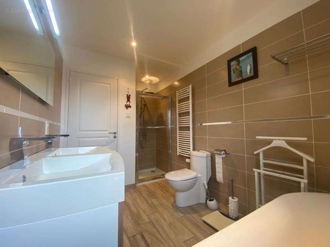 En exclusivité, Saint Renan : Belle Maison contemporaine de qualité au calme - photo 17