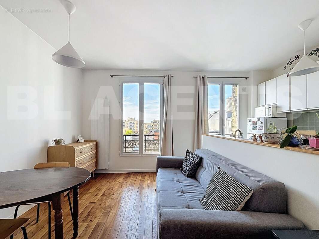 pantin_00003 - Commerce à PANTIN