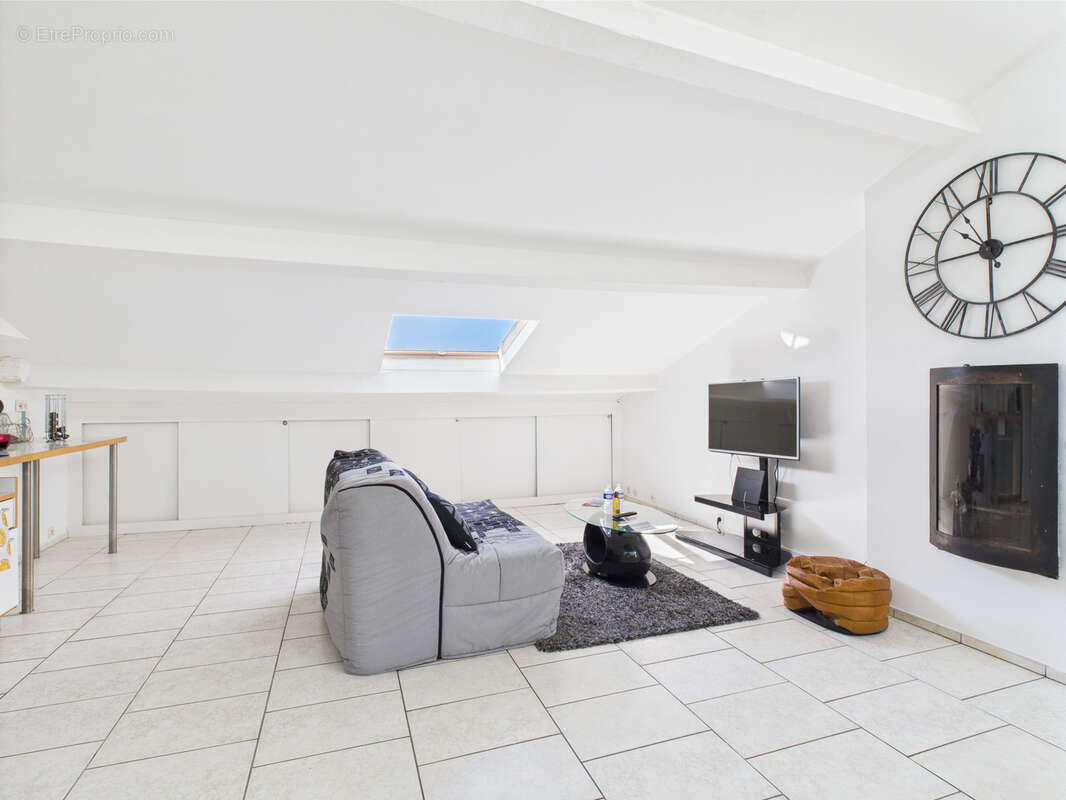 Appartement à HYERES