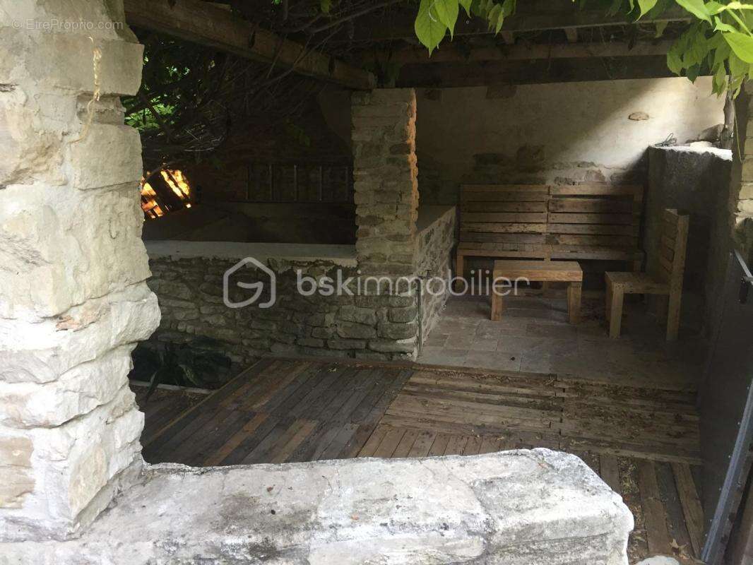 Maison à CHAMARET