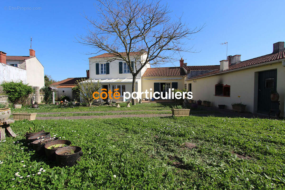 Maison Saint-Michel-en-l'Herm 4 chambres 135 m2 - photo 17