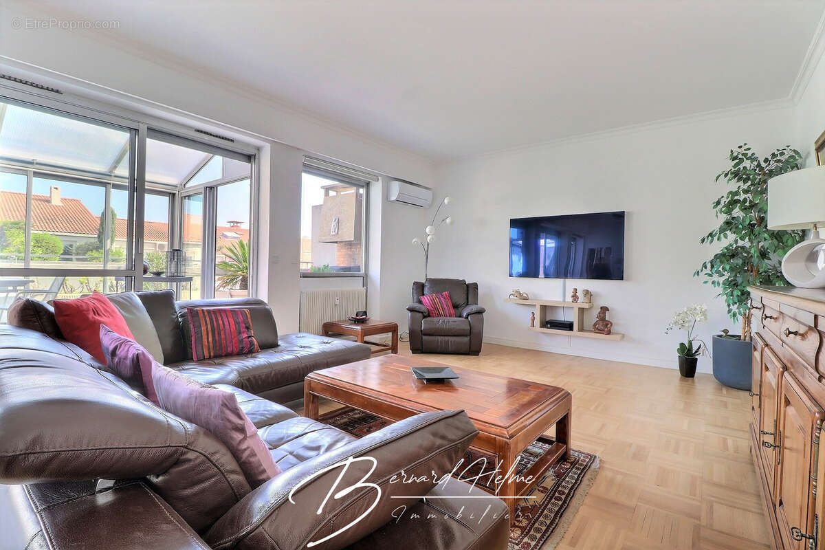 Appartement à MARSEILLE-8E