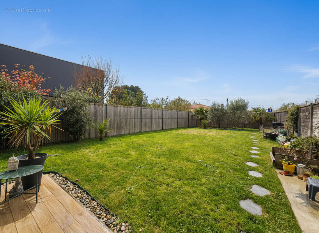 Maison à BOUGUENAIS
