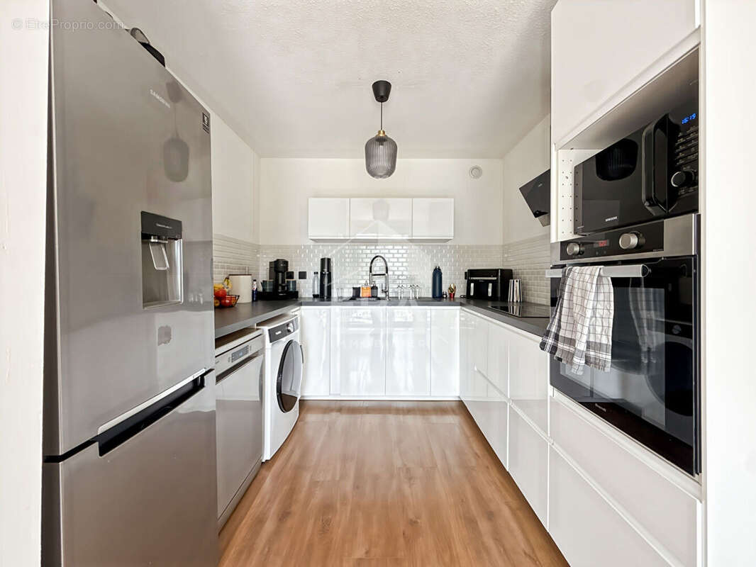 Appartement à MARSEILLE-12E