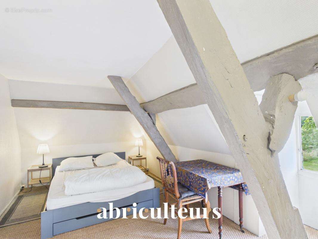 Propriété normande de caractère avec vastes dépendances en vente à Saint-Julien-sur-Calonne (14130) - photo 13