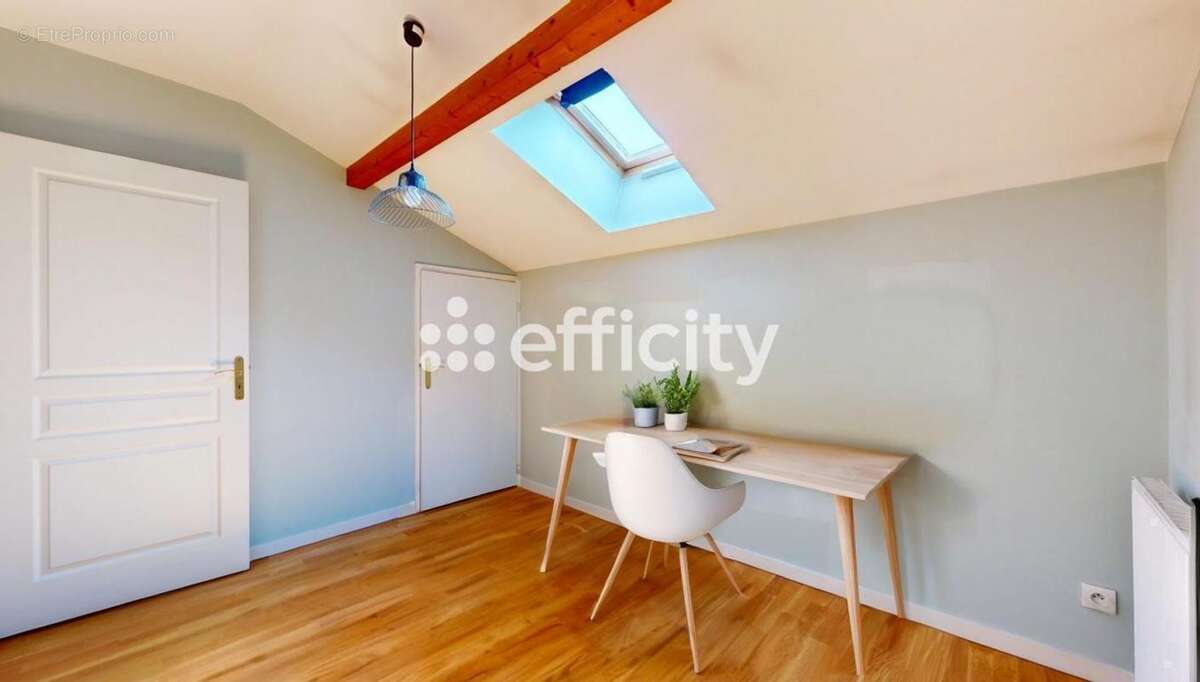 Appartement à LYON-9E