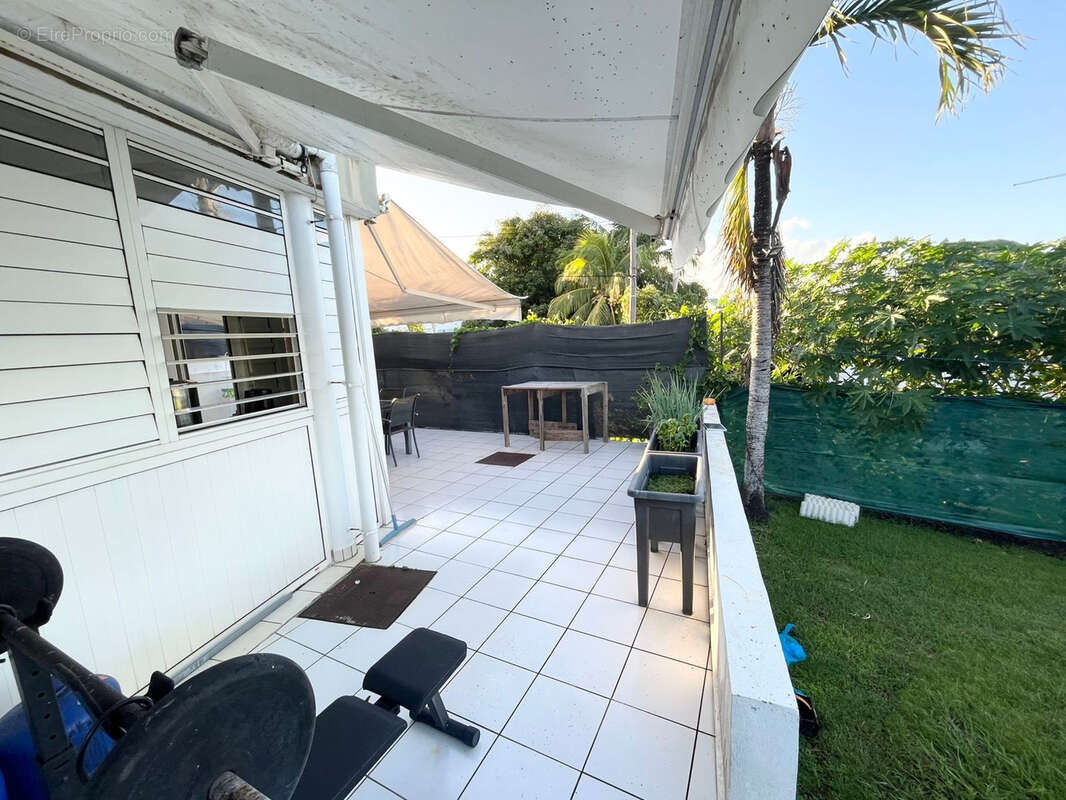 Appartement à LE GOSIER