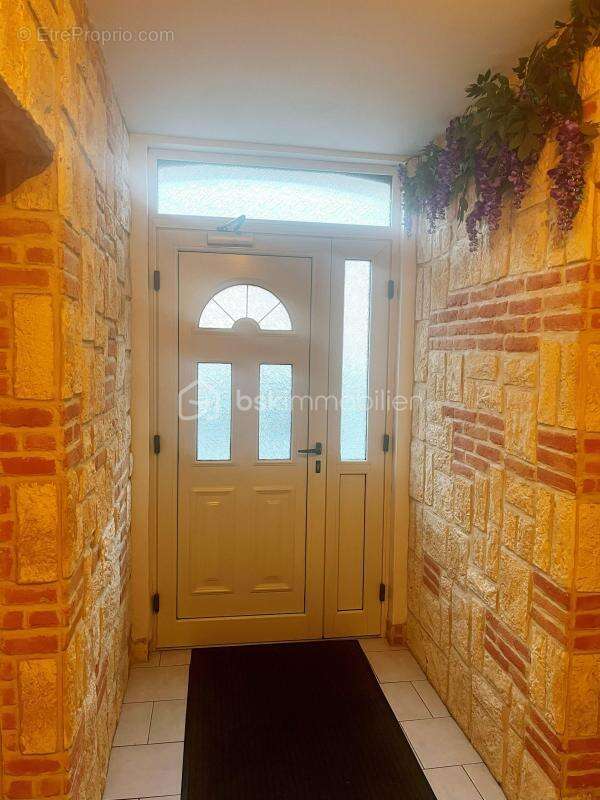 Appartement à PONT-L&#039;EVEQUE