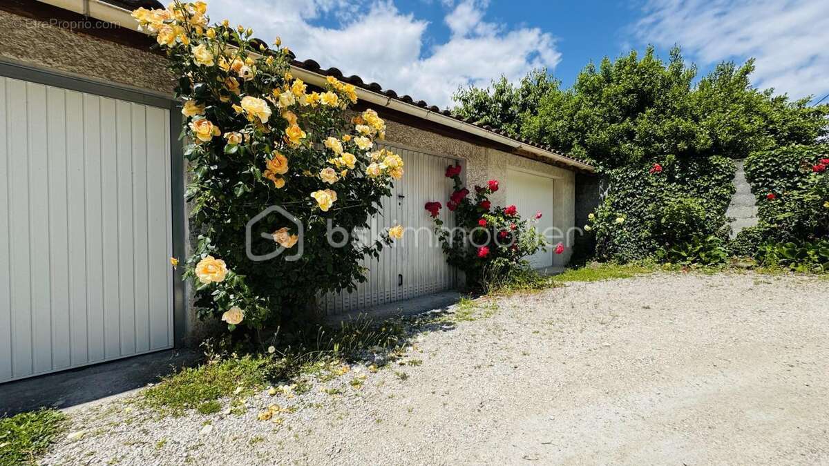 Appartement à VILLARD-BONNOT