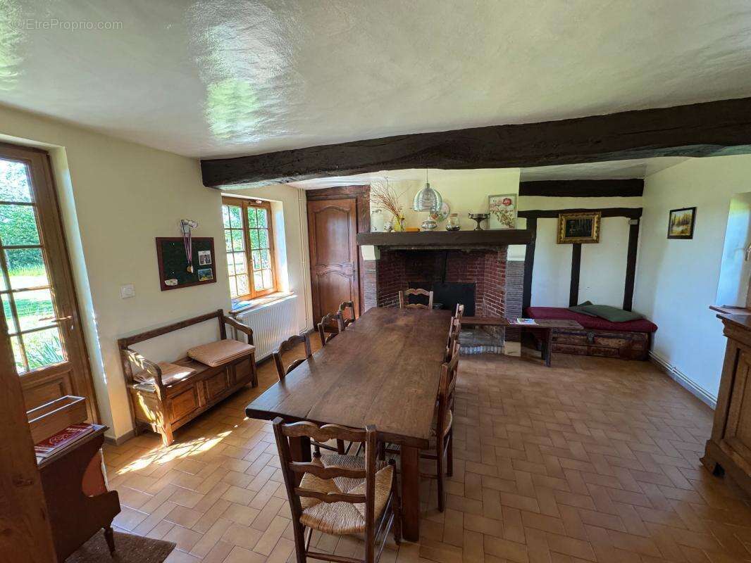 Maison à SAINTE-MARTHE