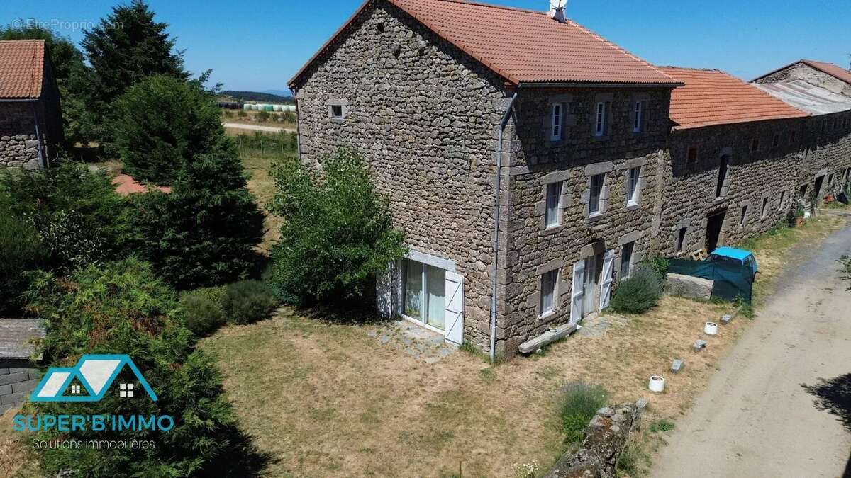 Maison en pierre sur le chemin de Saint Jacques - photo 4