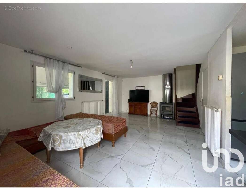 Photo 4 - Maison à SAVIGNY-LE-TEMPLE