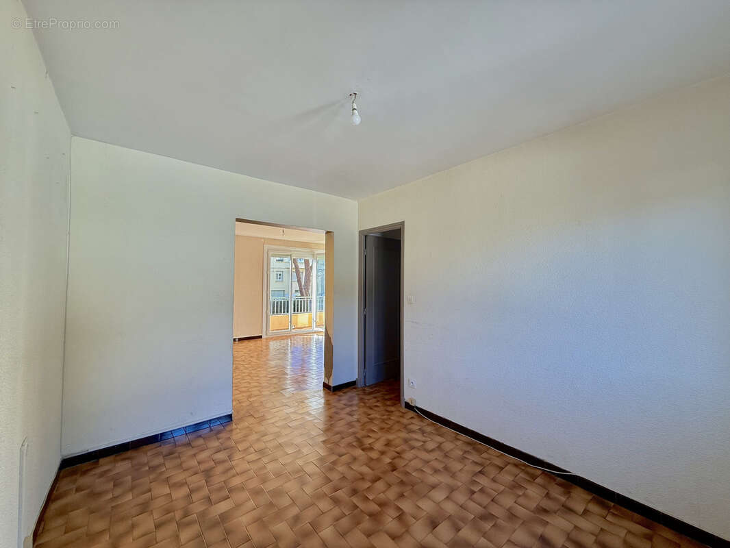 Appartement à BEZIERS