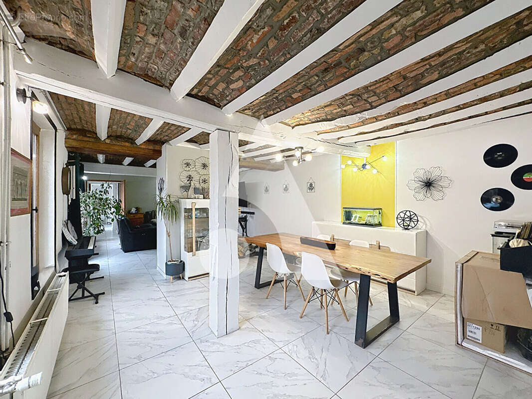 Maison à SAINT-AMAND-LES-EAUX