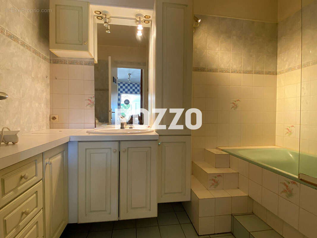 Maison à SAINT-VAAST-LA-HOUGUE