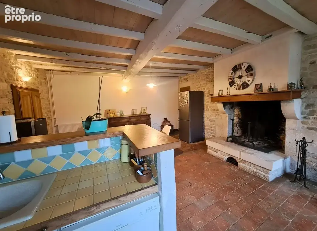 Maison 4 pièces 117 m² à vendre à Courbillac (16200) - photo 3