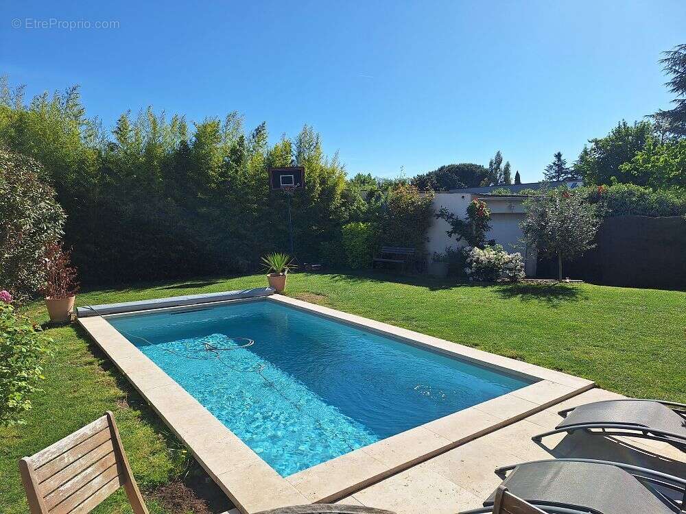 Maison 178 m² à Sainte-Foy-Les-Lyon  - photo 3