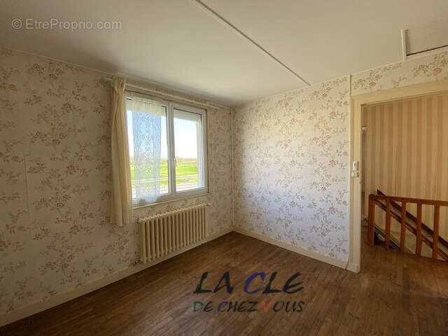 Maison ancienne a renover - photo 4