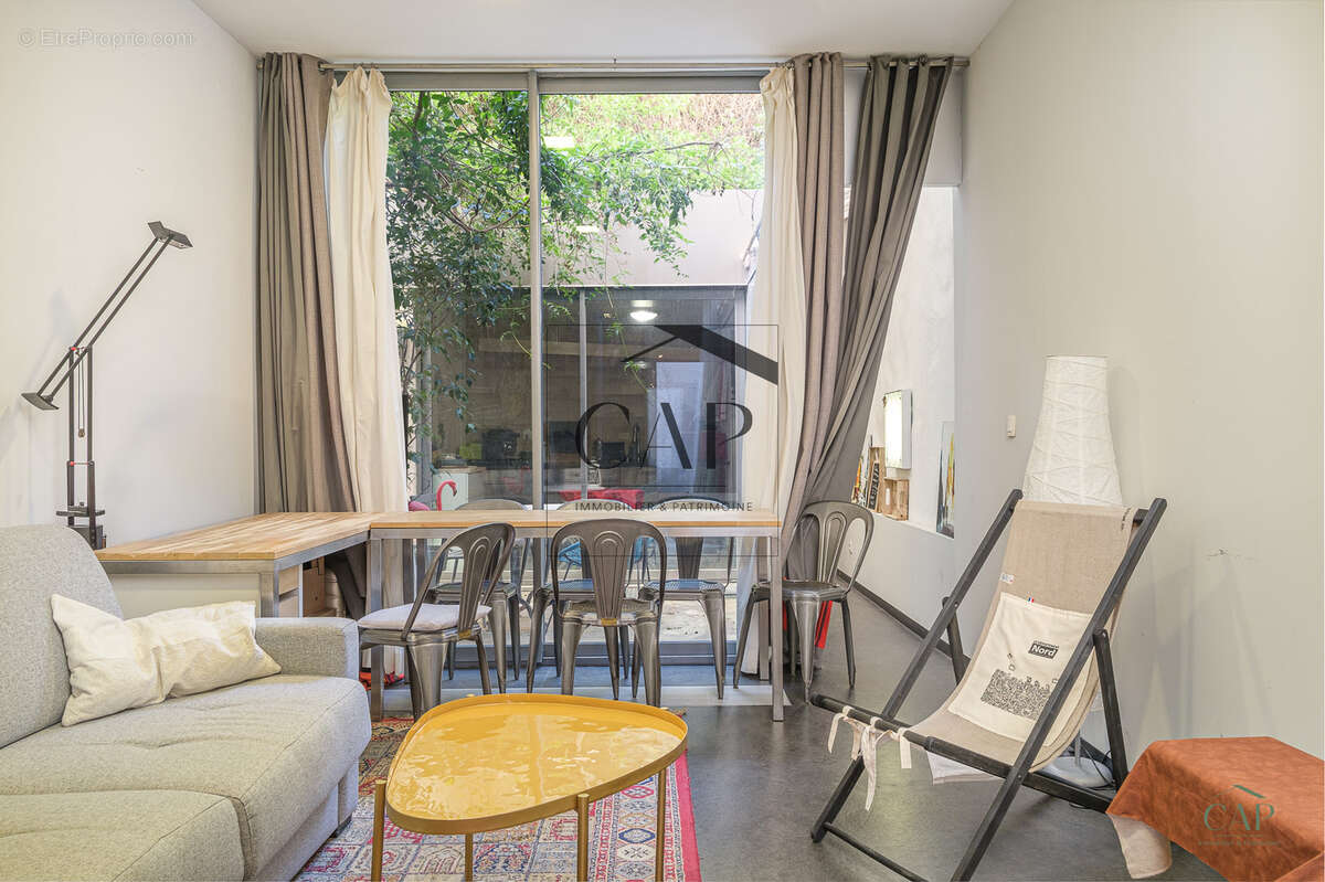 Appartement à MARSEILLE-7E