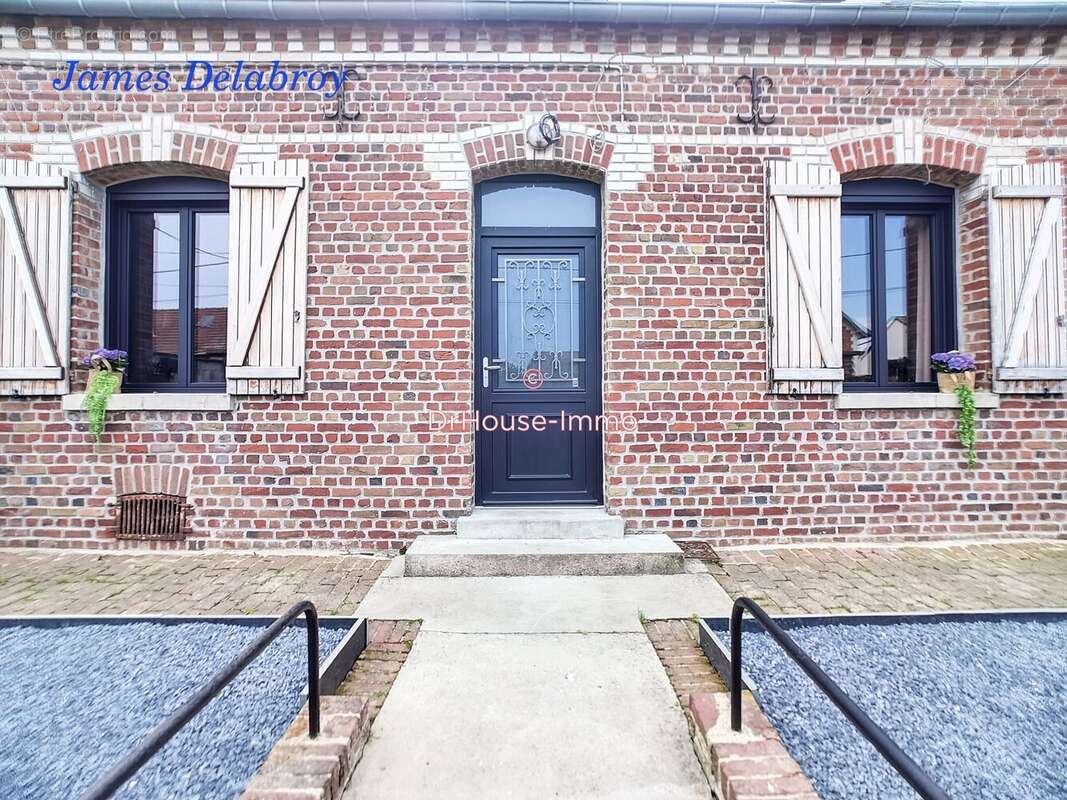 Maison à FONCHES-FONCHETTE
