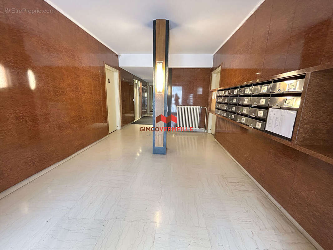 Appartement à GARCHES