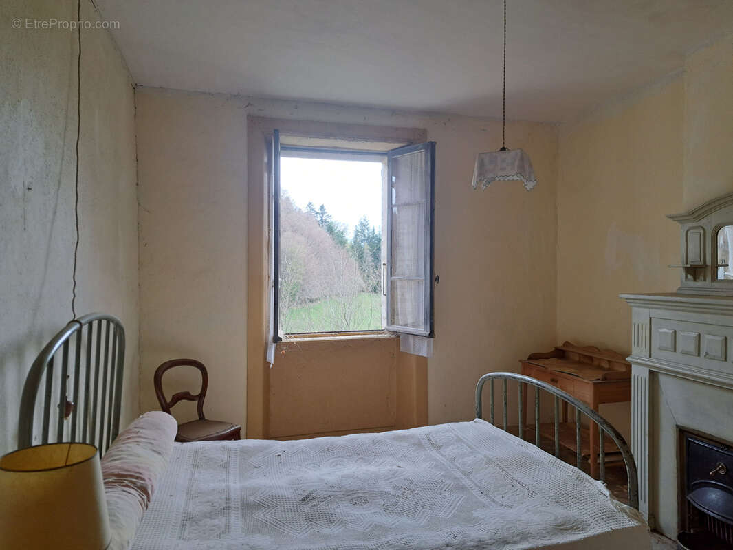 Maison à LE CHAMBON-SUR-LIGNON