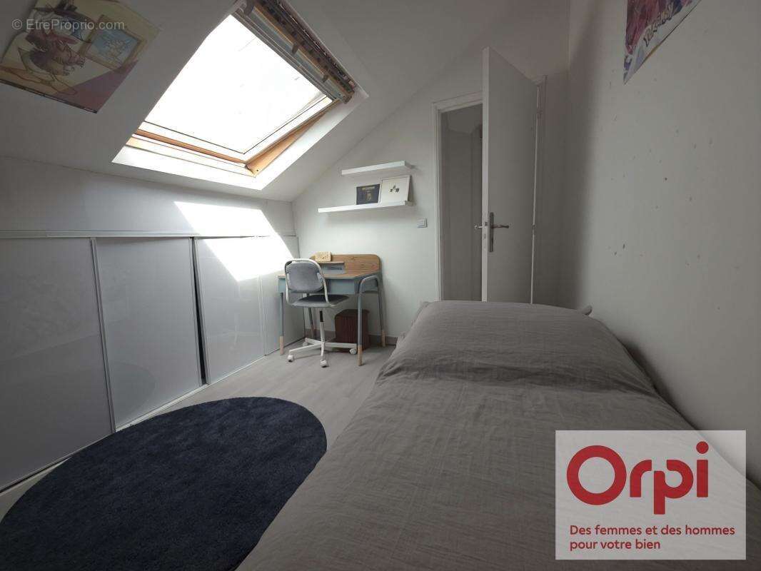 Appartement à ISSY-LES-MOULINEAUX