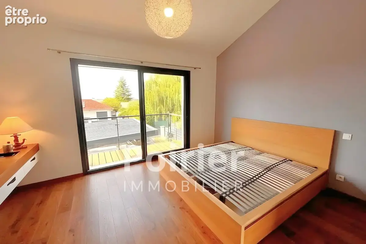 Maison mitoyenne d’architecte atypique — Un style unique, clé en main - photo 4