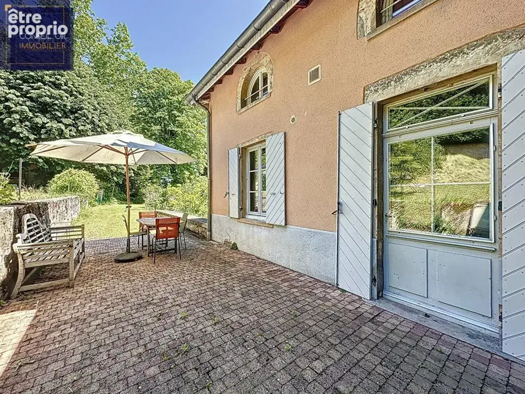 Maison T8 - 7 chambres - 1305 m² de terrain - piscine - photo 6