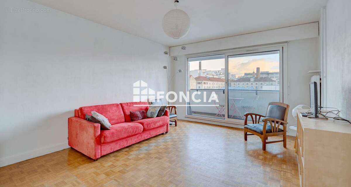 Appartement à ISSY-LES-MOULINEAUX