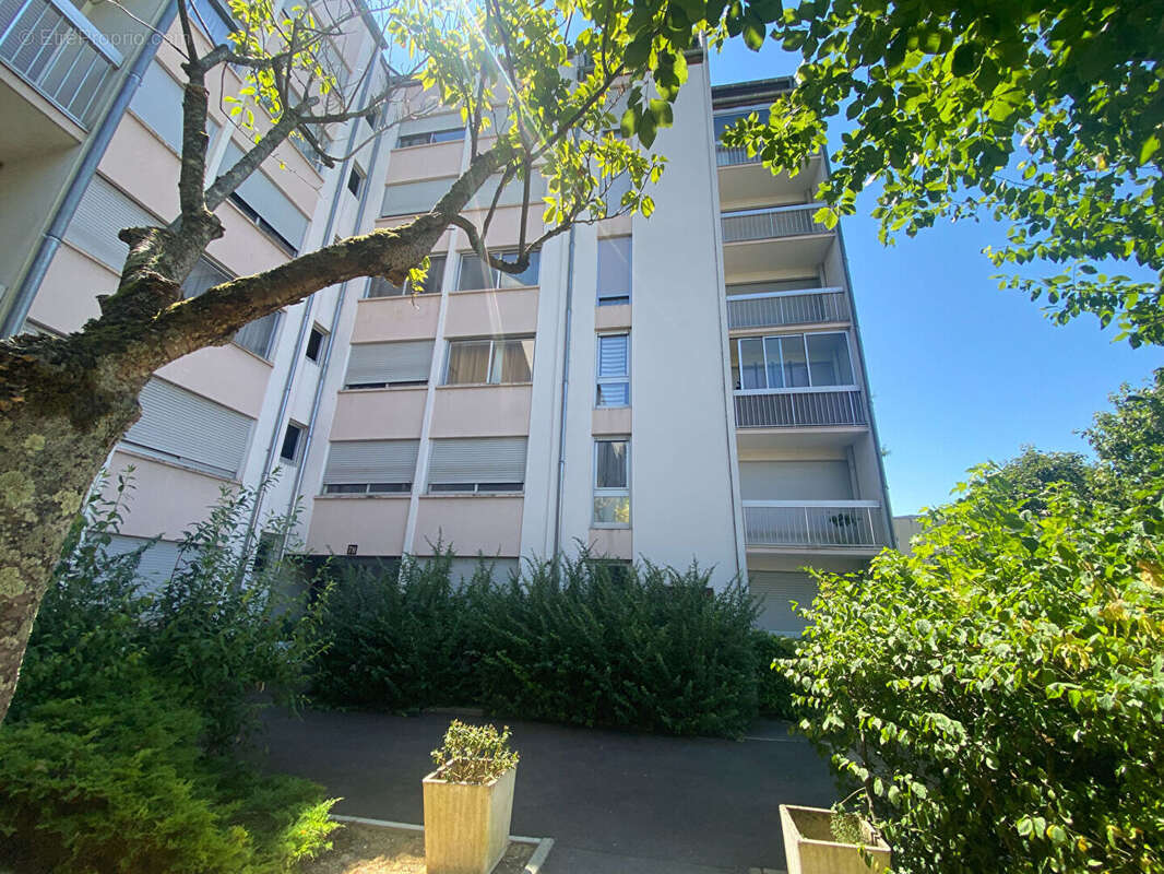 Appartement Dijon 4 pièce(s) 77m2 + loggias + 2 caves +place de parking - photo 17