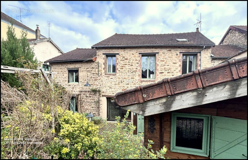 Maison familiale de 7 pièces à BOURGANEUF (23) - photo 34