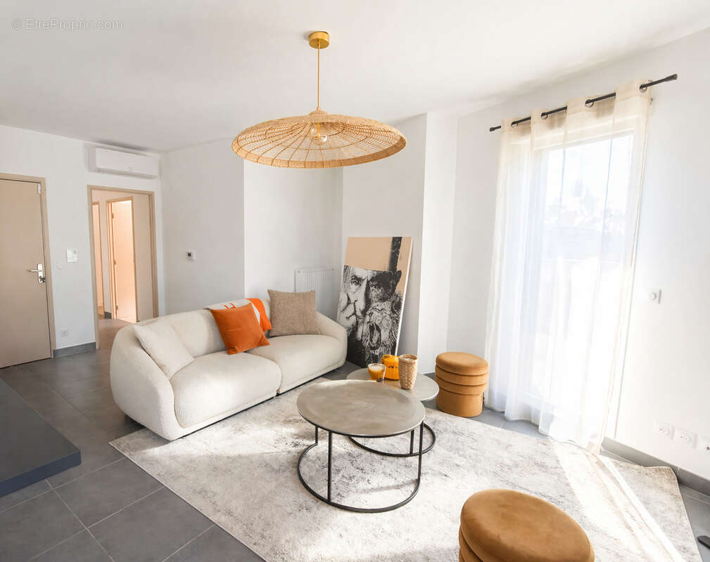 Appartement à CRAPONNE