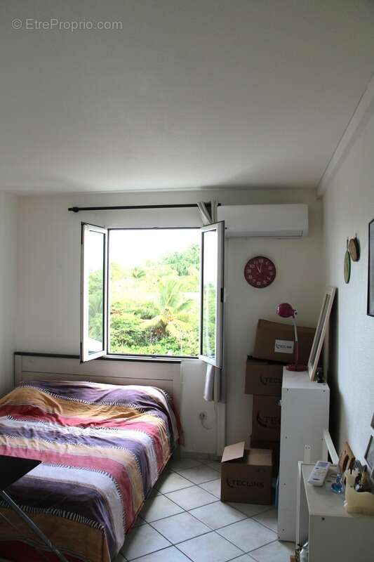 Superbe Duplex T4 de 105 m² – Vues Mer, Forêt et Parc – Baie-Mahault - photo 11