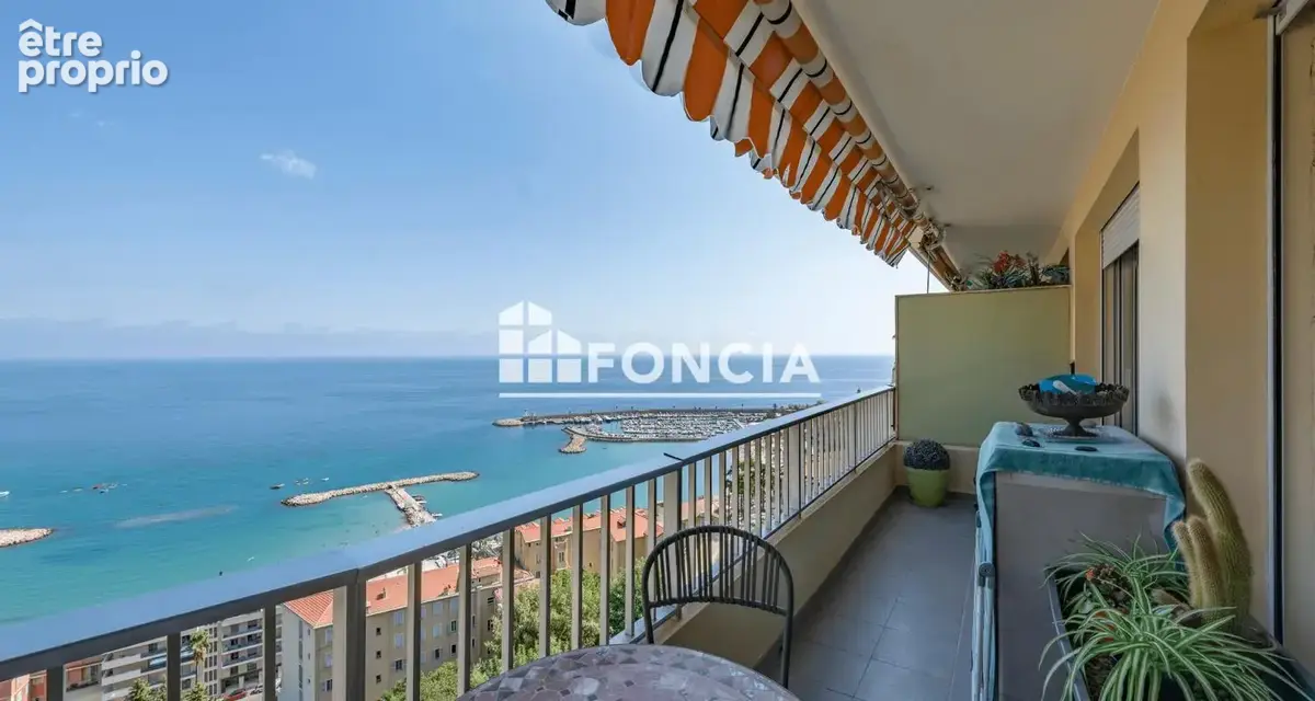 MENTON – GARAVAN  RARE OPPORTUNITÉ Appartement 2 Pièces Traversant, possibilité transformation en trois piéces Dernier Étage, Vu - photo 3