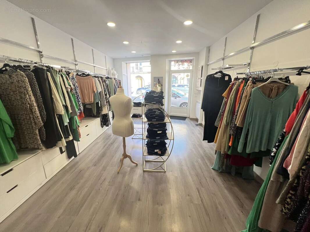 Commerce à L'ISLE-JOURDAIN