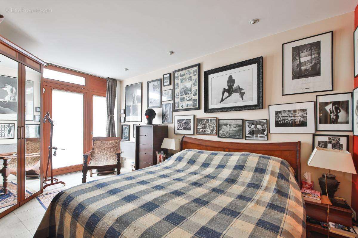 Appartement à PARIS-9E