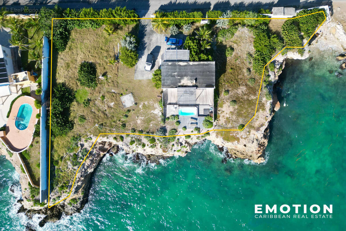 Terrain d’exception 2 305 m2 en bord de mer - photo 2
