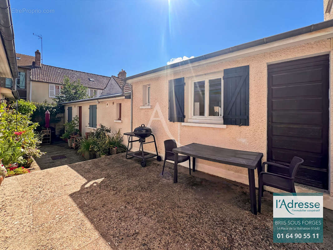 Appartement à SAINT-ARNOULT-EN-YVELINES