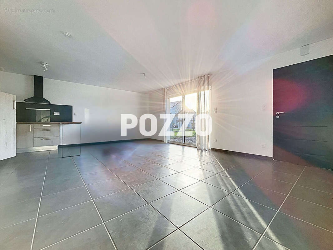 Maison à SAINT-PLANCHERS