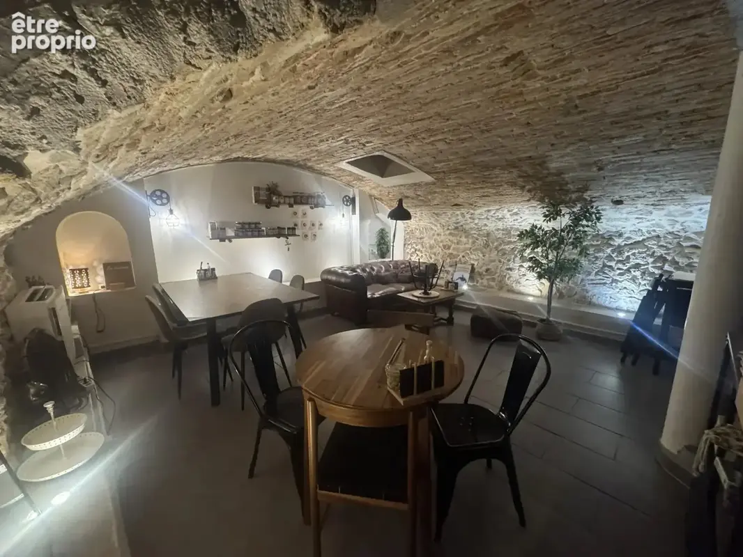 Rare dans le Vieil Antibes: restaurant avec extraction, rue Sade - photo 5