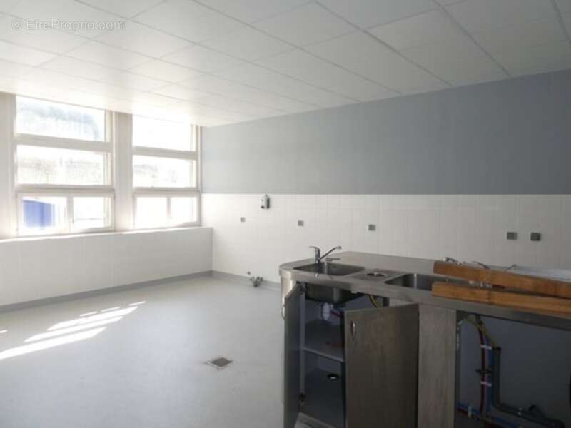 Commerce à LA BRESSE