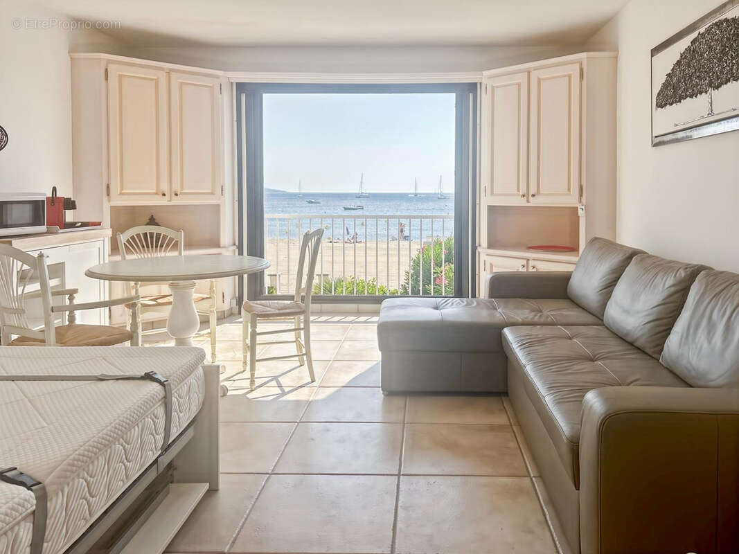 Appartement à GRIMAUD