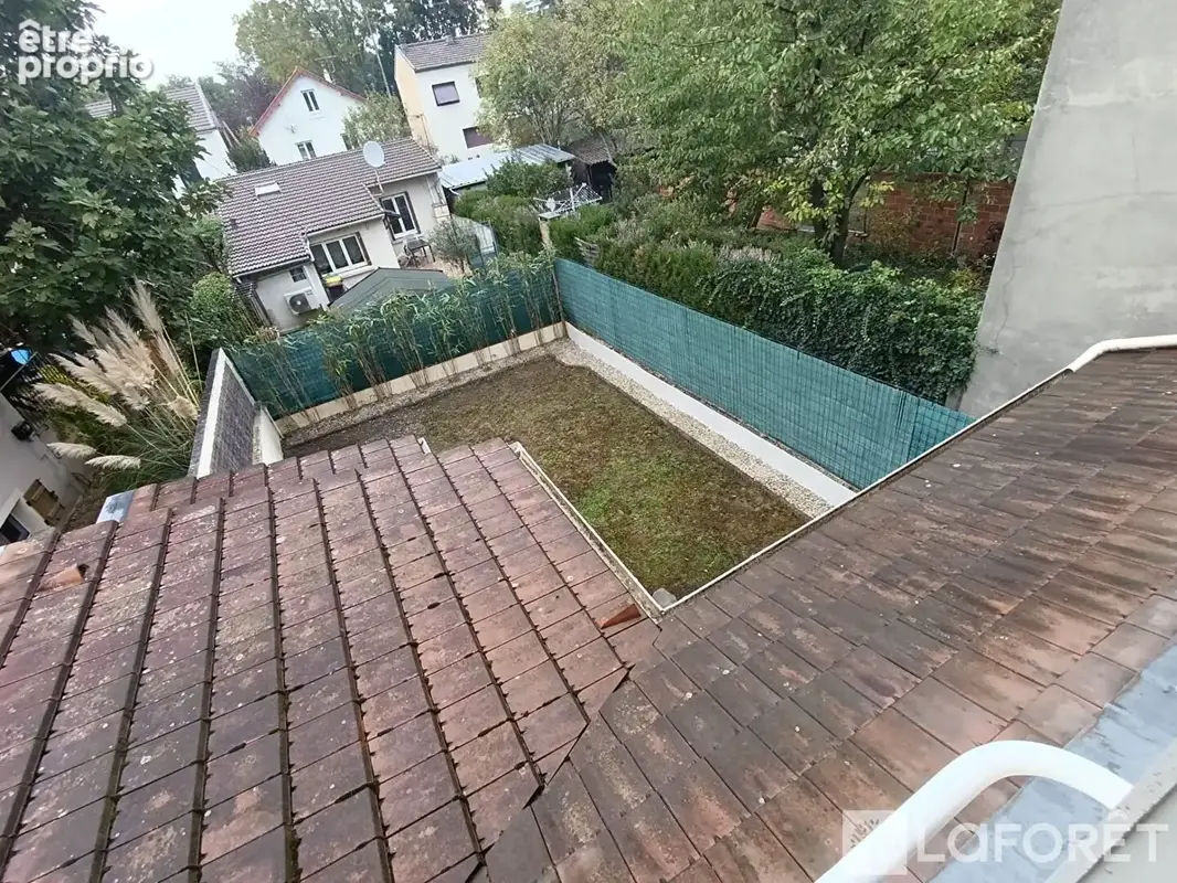 Exclusivité laforet - sevran les trèfles - maison de ville en duplex avec jardin privatif - 2 chambres - cave - proche gare - photo 10