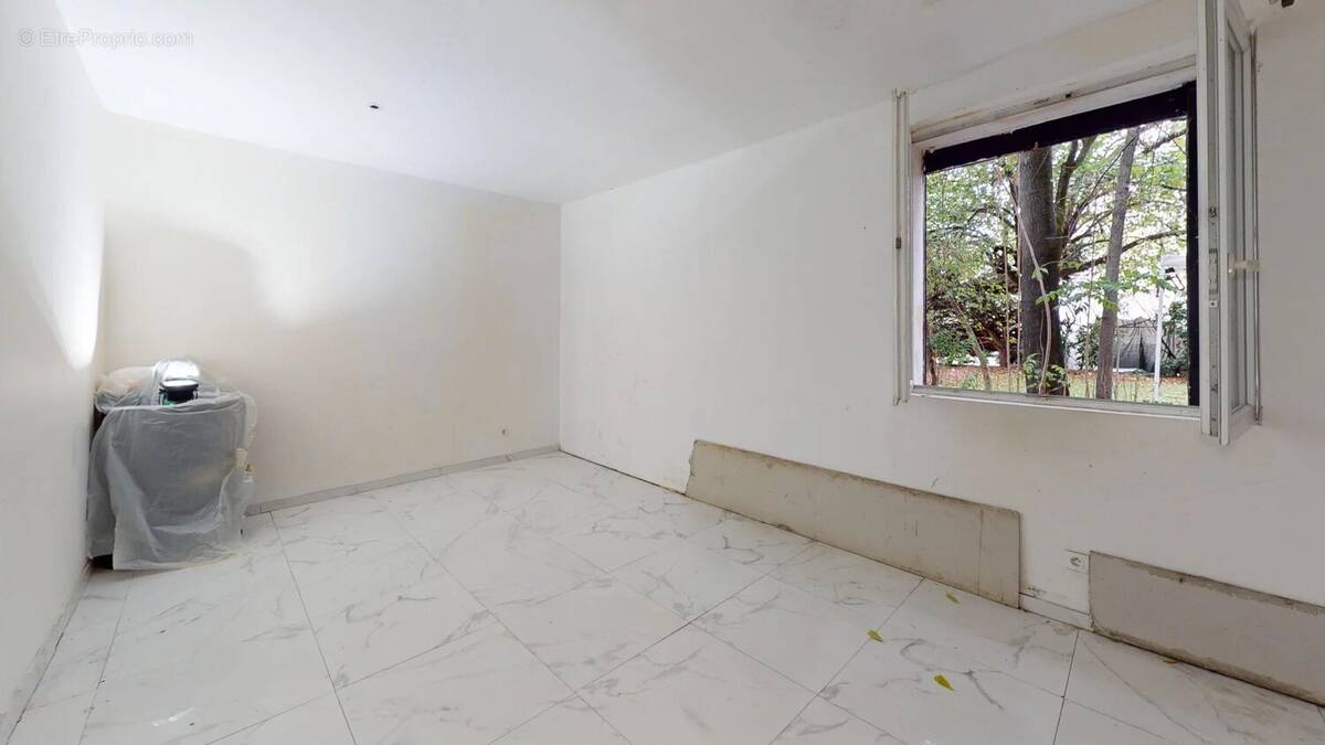 Appartement à LYON-8E