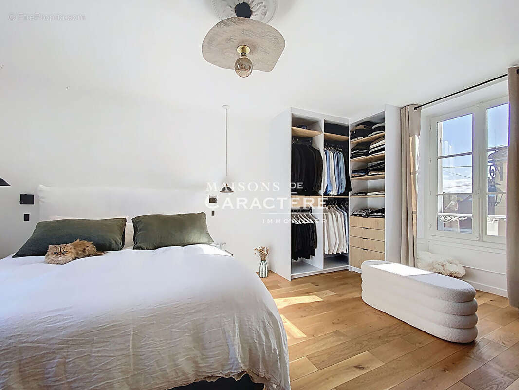 Maison à CRESPIERES