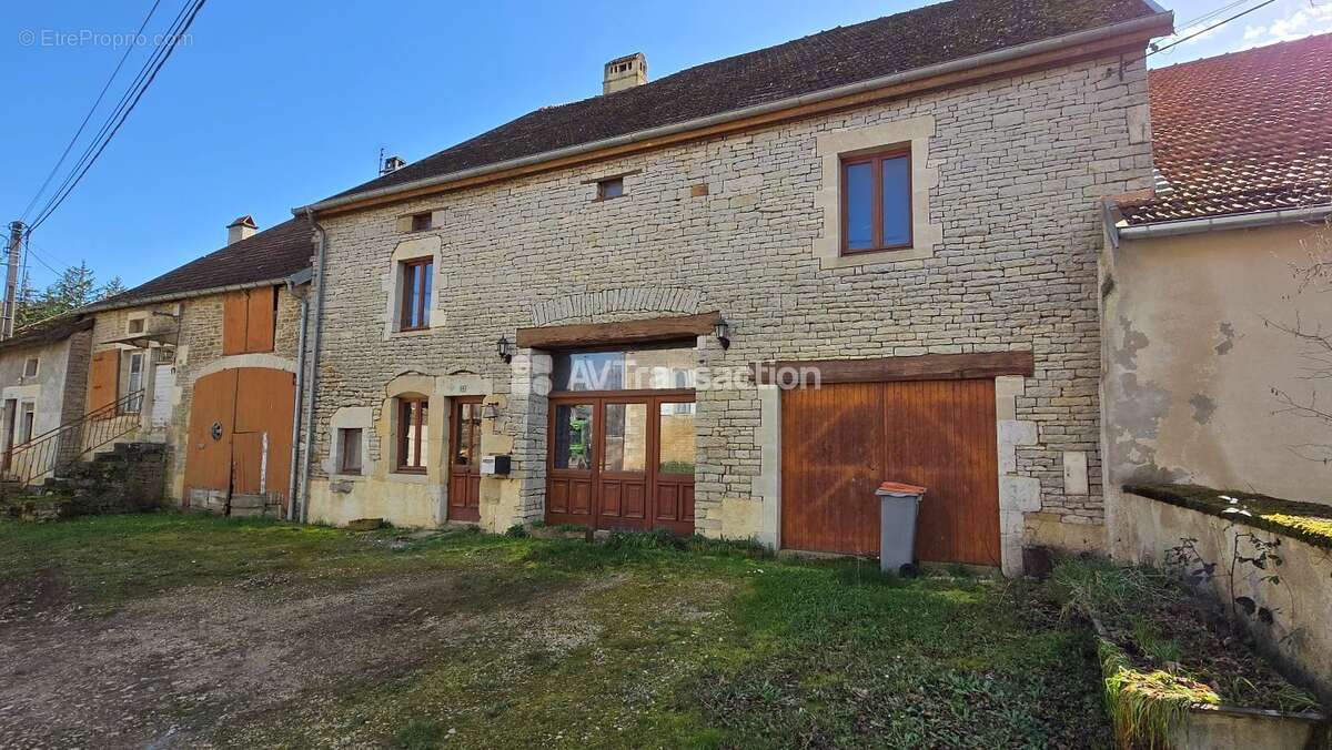 Maison à FARINCOURT