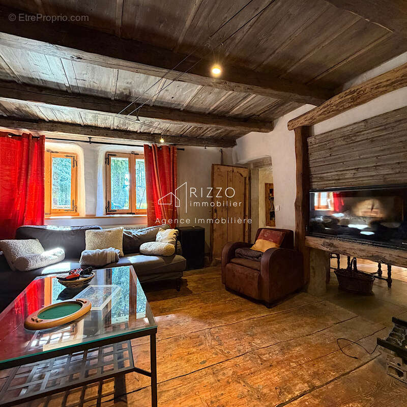 Maison à LA PESSE